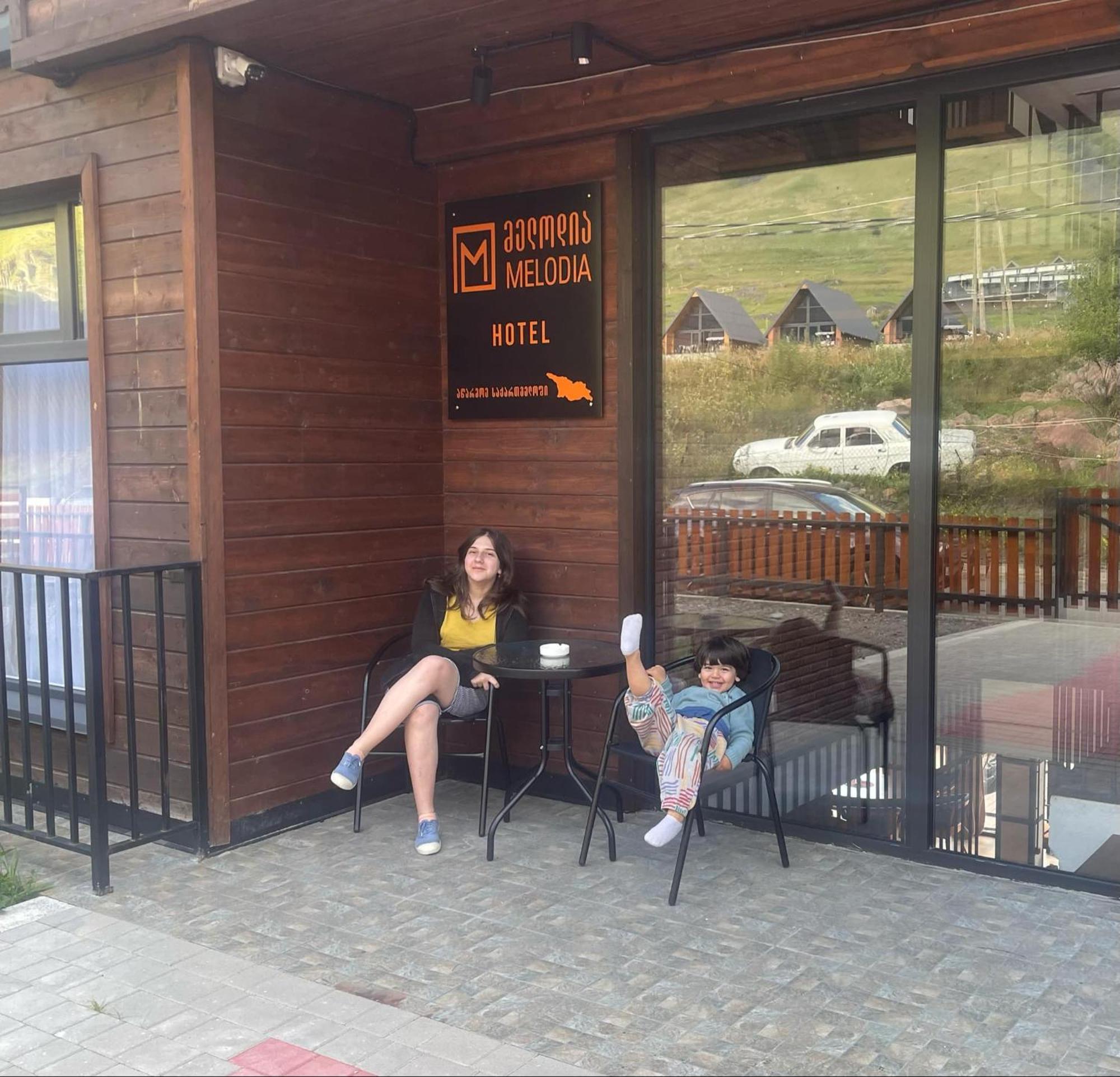 Melodia Kazbegi Otel Dış mekan fotoğraf