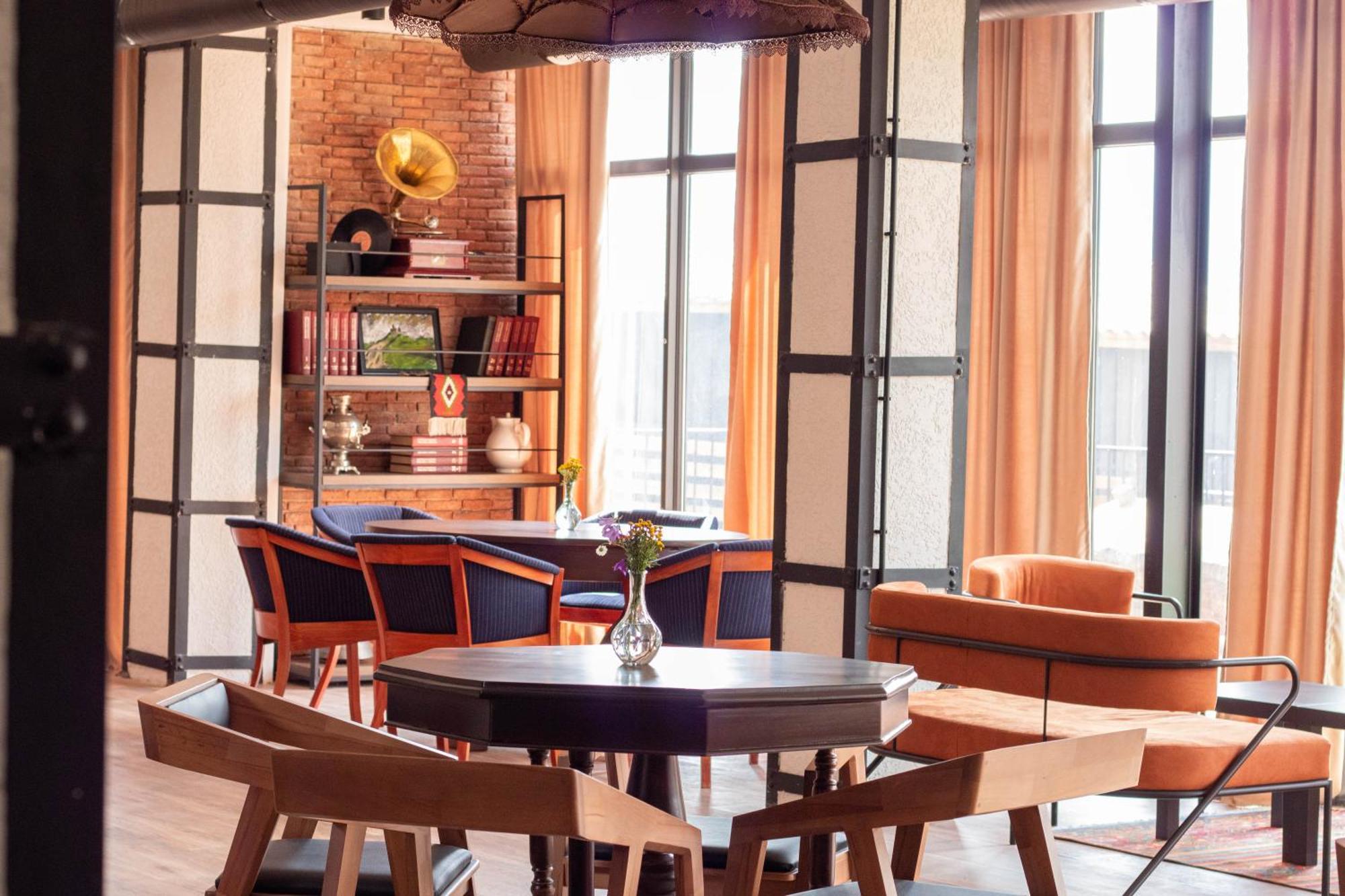 Melodia Kazbegi Otel Dış mekan fotoğraf